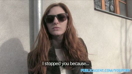 Cewek Indon Menari Bogel